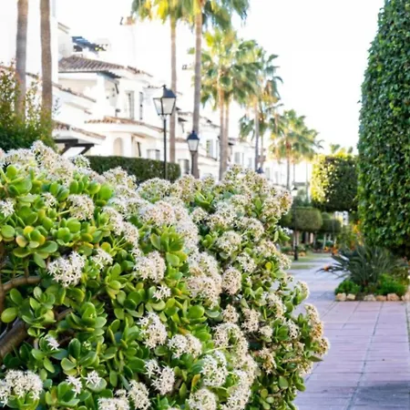 Ab - Chic - Los Naranjos - Puerto Banus Apartment